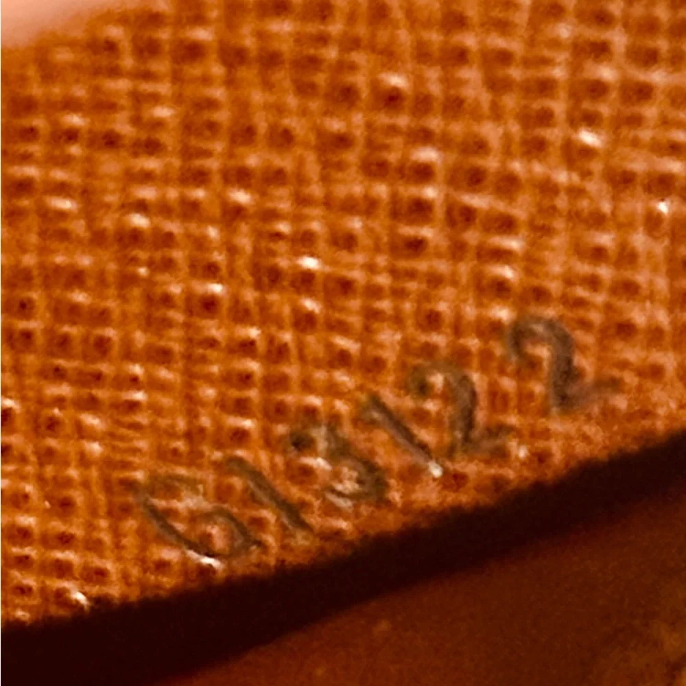 Louis Vuitton monogram zippy wallet - Picture 11 of 15